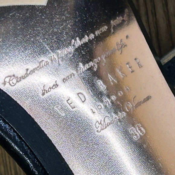 TED BAKER Ulani Black Leather Ankle Strap Stiletto Heeled Sandals MSRP $198 sz 6 - Picture 4 of 7